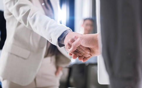 作為一個優(yōu)秀的獵頭公司應(yīng)如何服務(wù)民營學(xué)校？